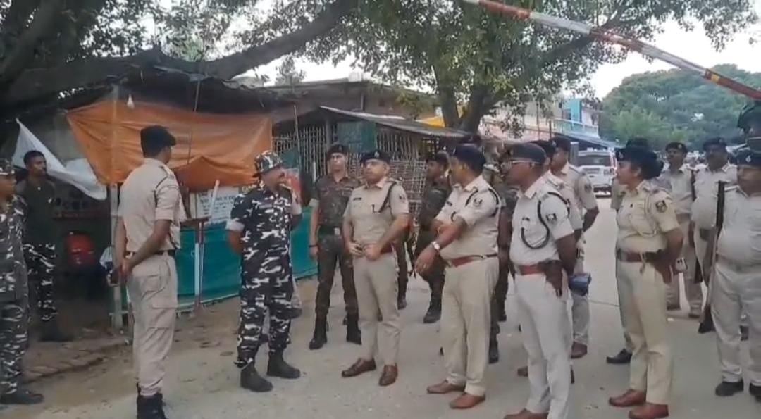 नेपाल में बवाल के बाद इंडो-नेपाल बॉर्डर पर हाई अलर्ट, एसपी ने लोगों को दी सलाह- फिलहाल नेपाल की यात्रा न करें