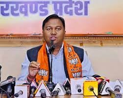 JHARKHAND NEWS:सुप्रीम कोर्ट में जाएगा डीजीपी मामला! भाजपा बोली—हेमंत सरकार कर रही थी दुष्प्रचार