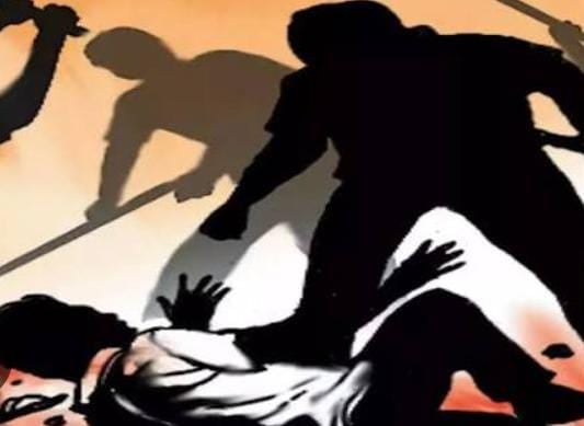 ये कैसा इंसाफ है? दम भर पीटा फिर सड़क किनारे मरने के लिए फेंक दिया, बिहार में दिखा भीड़ का ख़ौफनाक चेहरा