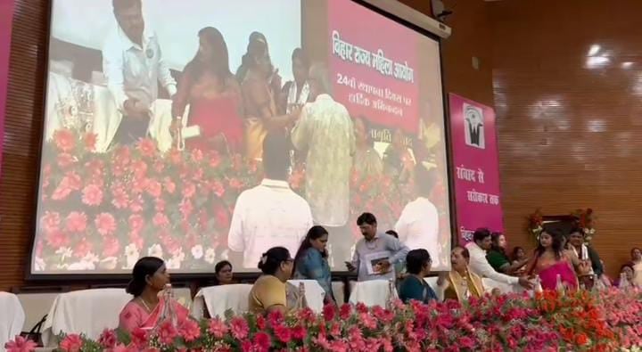 अब कभी भी बिहार की महिलाएं दर्ज करवा सकती हैं अपनी शिकायत, सीएम नीतीश ने लॉन्च किया महिला आयोग का नया पोर्टल