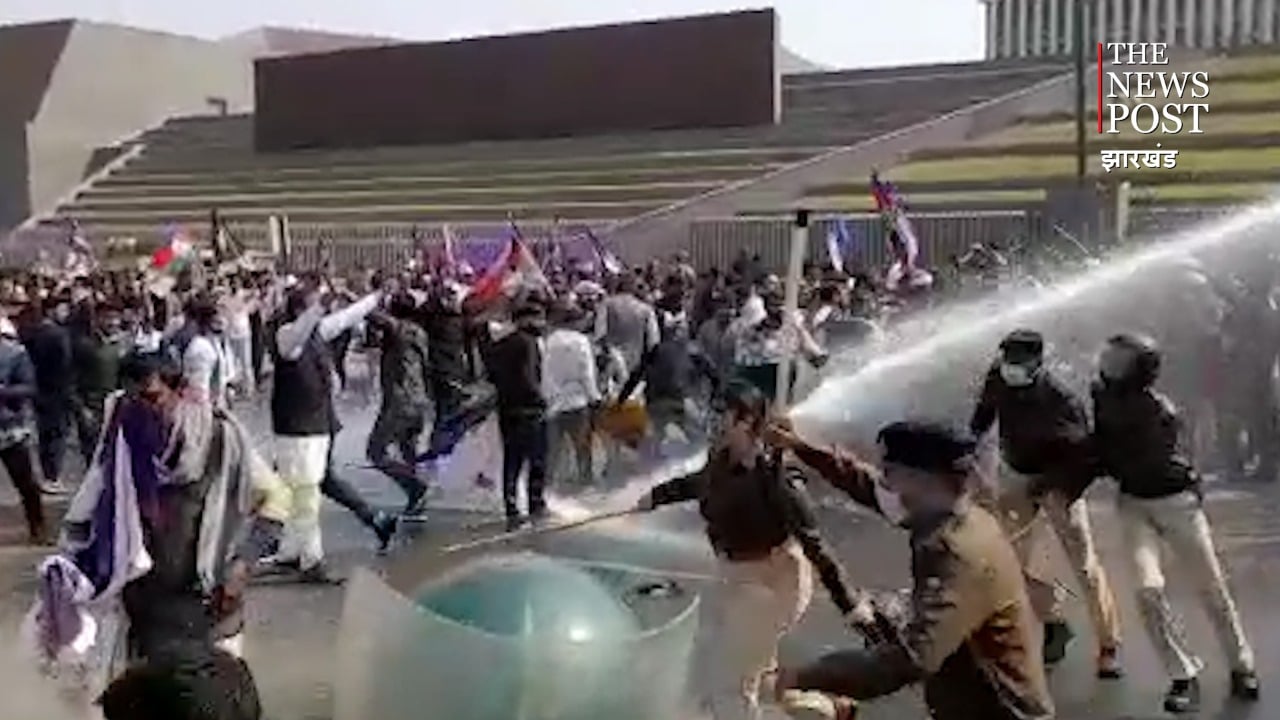 रैली के दौरान बेकाबू हुए चिराग पासवान के समर्थक, पुलिस ने बरसाए डंडे, कई हिरासत में