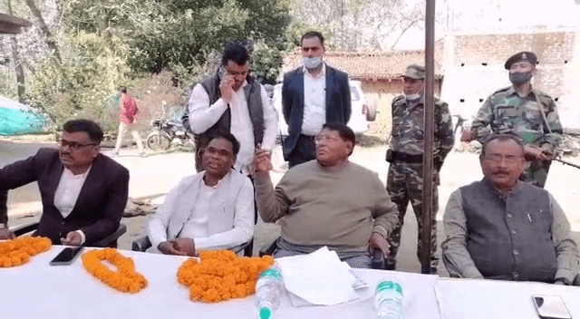 वित्त मंत्री रामेश्वर उरांव ने राज्य में भाषा विवाद को बताया गलत, कहा- हर जिले में अलग भाषा को मान्यता