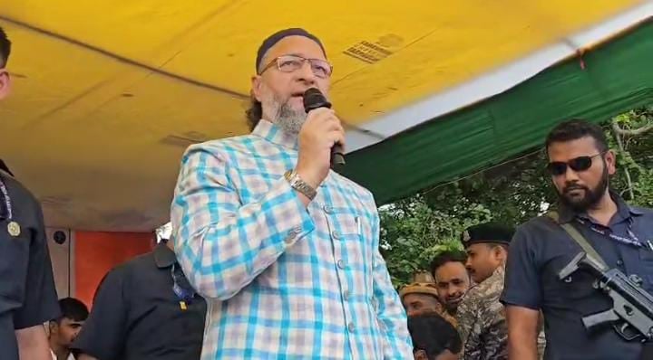 अब वोट से तय होगा हमारा मुक़द्दर,ओवैसी का आक्रामक पैग़ाम, बराबरी और हक की जंग का आह्वान