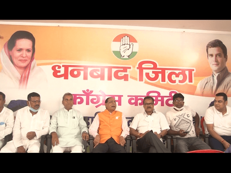 निगम चुनाव को लेकर सभी दलों में घमासान, कांग्रेस नेता मन्नान मलिक ने अपने नाम का प्रस्ताव रखा