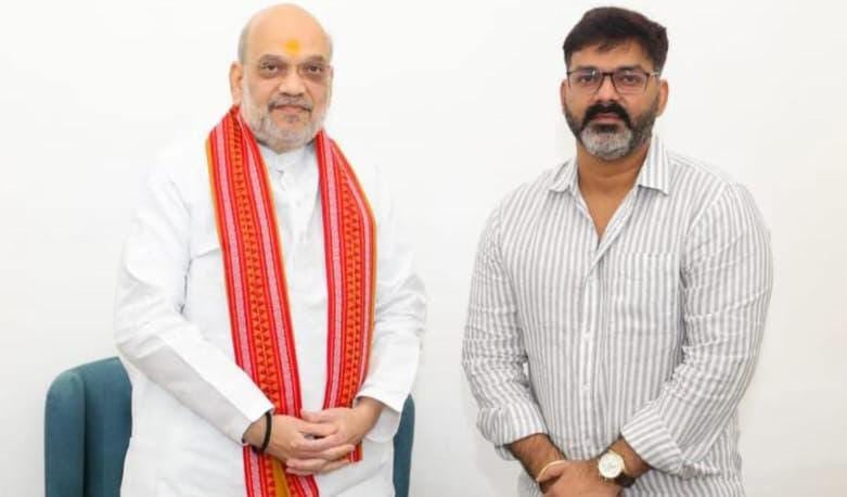 सुपरस्टार पवन सिंह ने सियासी अटकलों पर लगाया विराम,कहा- विधानसभा चुनाव नहीं लड़ूंगा