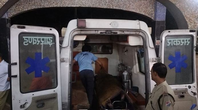 इंटरसिटी एक्सप्रेस में अचेतावस्था में मिला यात्री, PJMCH में मृत घोषित