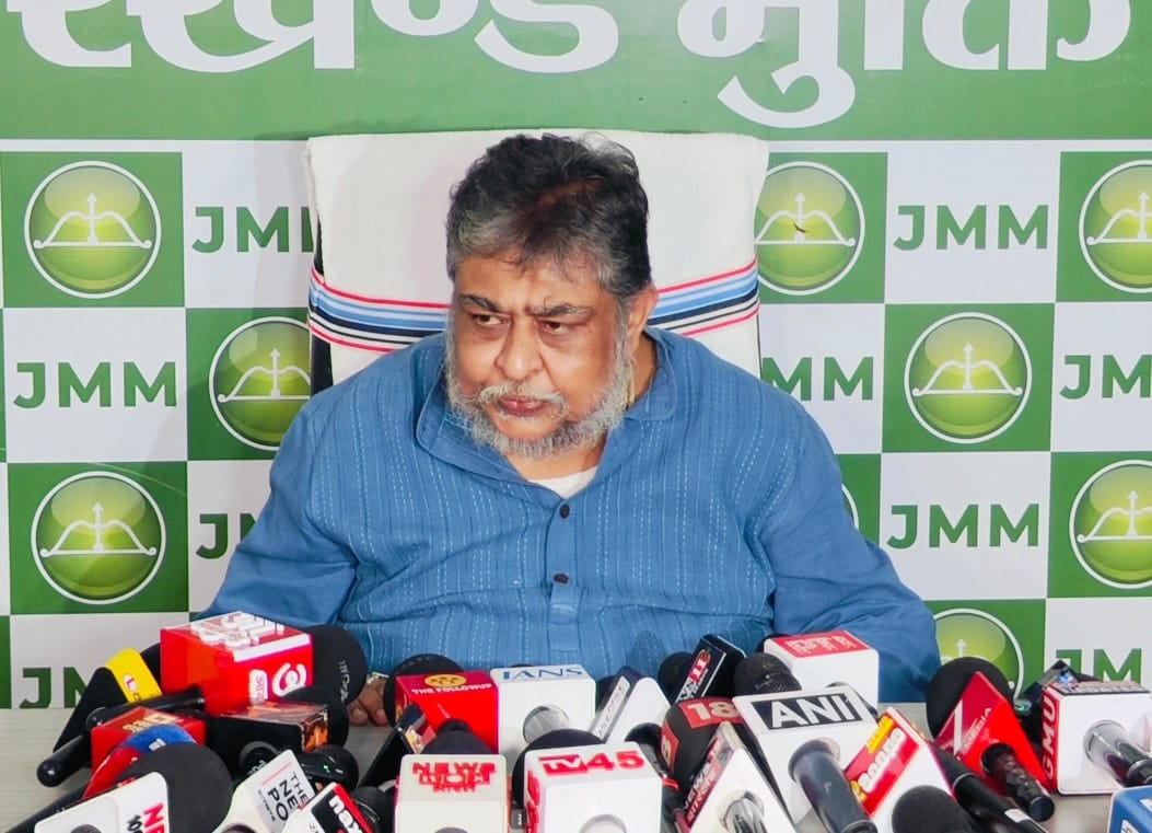 चुनाव से पहले लालू परिवार पर कार्रवाई सियासी साज़िश का हिस्सा! सुप्रियो भट्टाचार्य बोले, ‘BJP ने लैंड फॉर जॉब के नाम पर रचा है नरेटिव