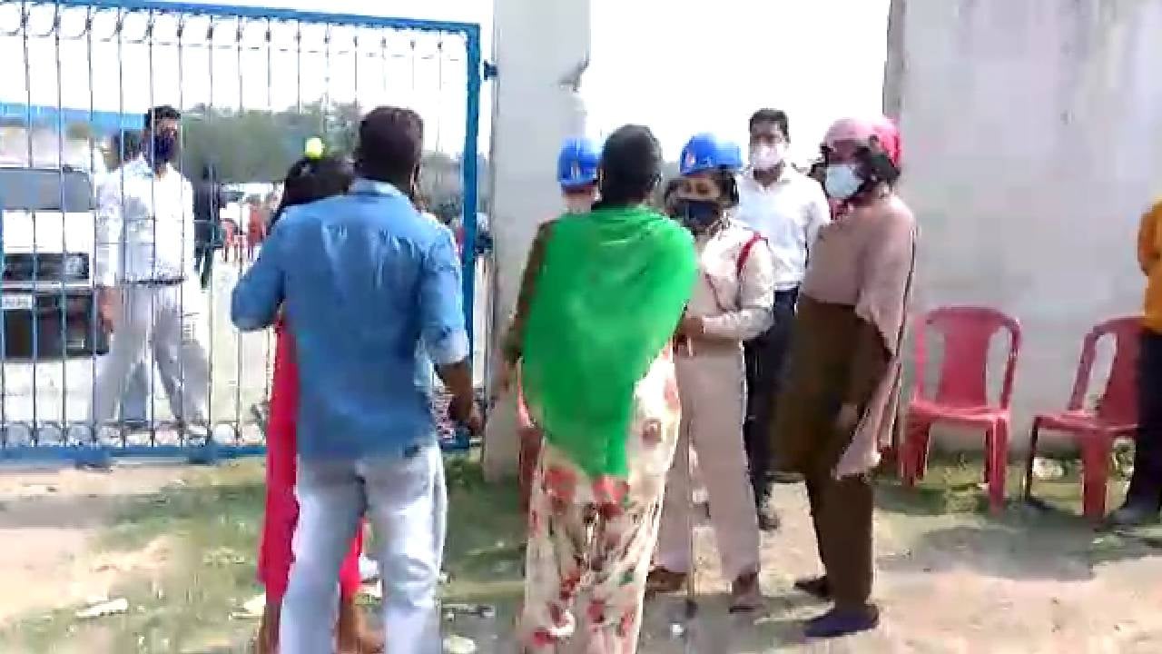 अतिक्रमण हटाने पर काटा बवाल, क्यूआरटी ने संभाला मोर्चा, हिरासत में महिलाएं