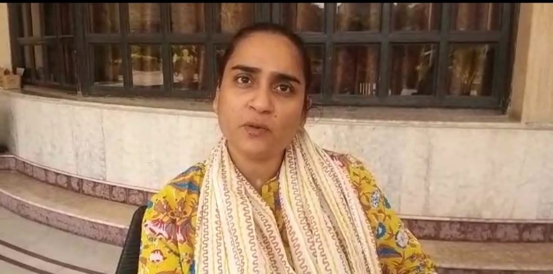 पुलिस से झड़प मामले में विधायक से मिलें स्थानीय लोग,  एसपी से बेकसूर को ना फंसाने की अपील की