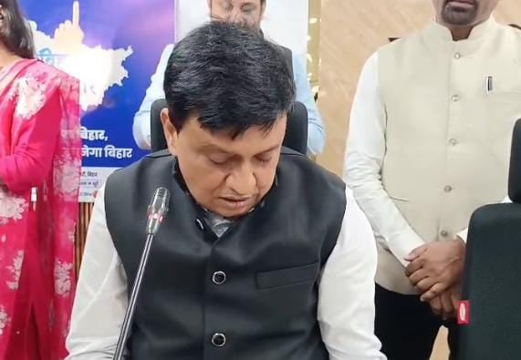 बिहार चुनाव: पहले चरण में 11 बजे तक 27.65% मतदान, पढ़ें किस जिले में कितना प्रतिशत हुई वोटिंग