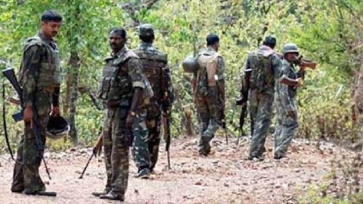BIG BREAKING चाईबासा में पुलिस नक्सली के बीच भीषण मुठभेड़,एक नक्सली के मारे जाने की सूचना