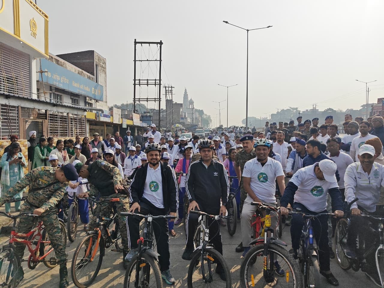 झारखंड का रजत जयंती समारोह:तोपचांची साइक्लोथोन में डीसी ,एसएसपी शामिल हो क्या संदेश  दिया ,पढ़िए !!