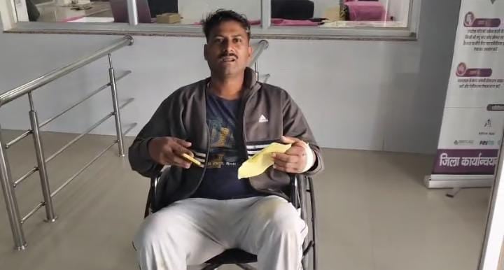 बाढ़ में शराब तस्करों ने पुलिसकर्मी पर ईंट पत्थर से किया हमला, पीएमसीएच रेफर