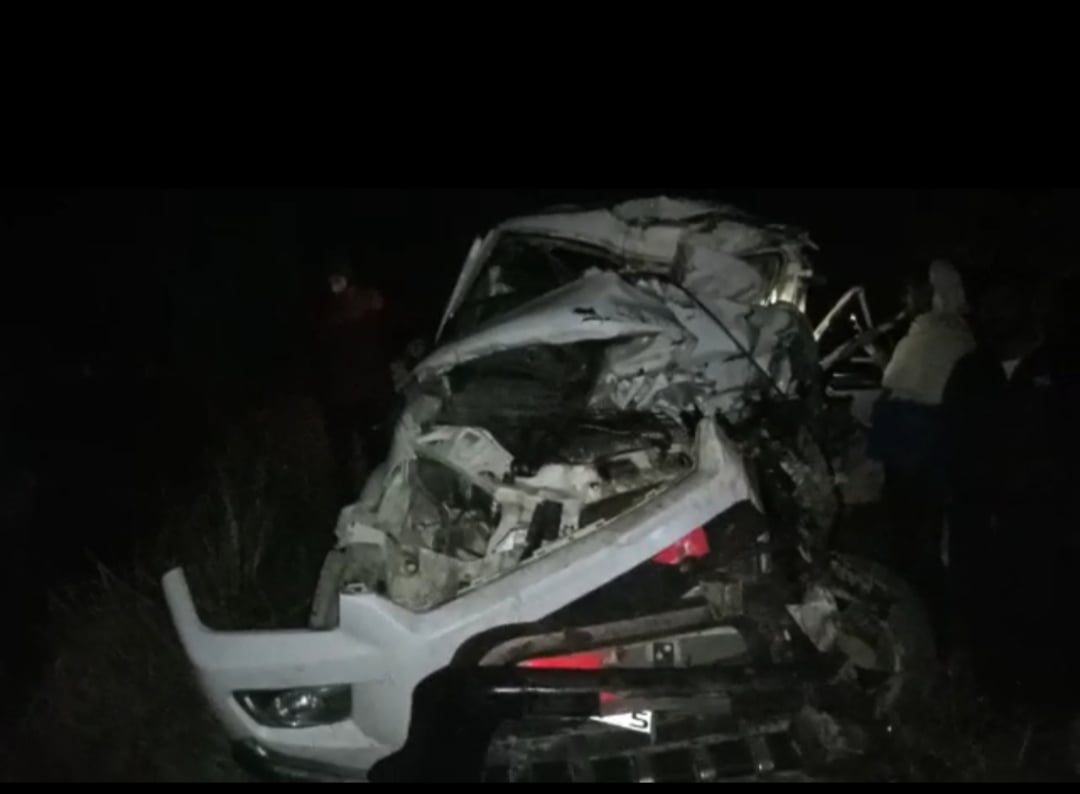 ब्रेकिंग : बक्सर  में बड़ा सड़क हादसा, स्कोर्पियो और यात्री बस में हुई टक्कर , कई लोगों के हताहत की खबर