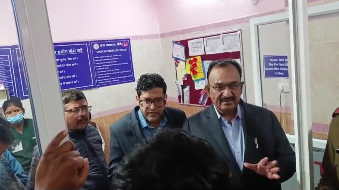 रांची : मरीज की अचानक मौत से सदर अस्पताल में बवाल, स्टाफ पर लगे लापरवाही के गंभीर आरोप