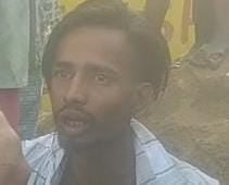 महिला की बहादुरी से पकड़ा गया छिनतई का आरोपी, स्थानीय लोगों ने पुलिस को सौंपा