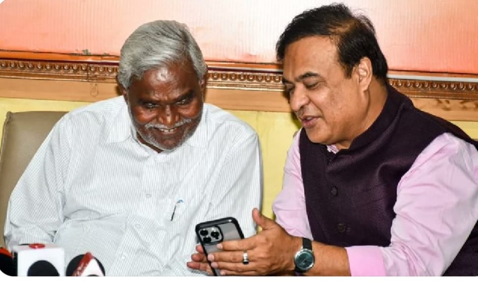 झारखंड के भाजपा नेताओं से क्या चंपई सोरेन का मोह भंग हो गया है,क्यों हिमंता बिस्वा सरमा से बढ़ा रहे नजदीकियां!