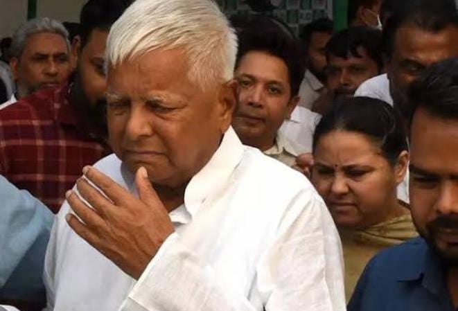 बड़ी खबर: लालू ,तेजस्वी राबड़ी देवी के लिए आज अहम दिन, लैंड फॉर जॉब मामले में आज अदालत सुना सकती है बड़ा फ़ैसला