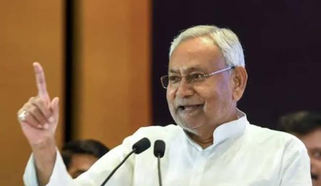 वर्ल्ड बुक ऑफ रिकॉर्ड्स ने 10वीं बार मुख्यमंत्री बनने पर नीतीश कुमार को दी हार्दिक बधाई,पढ़े तारीफ में क्या कहा