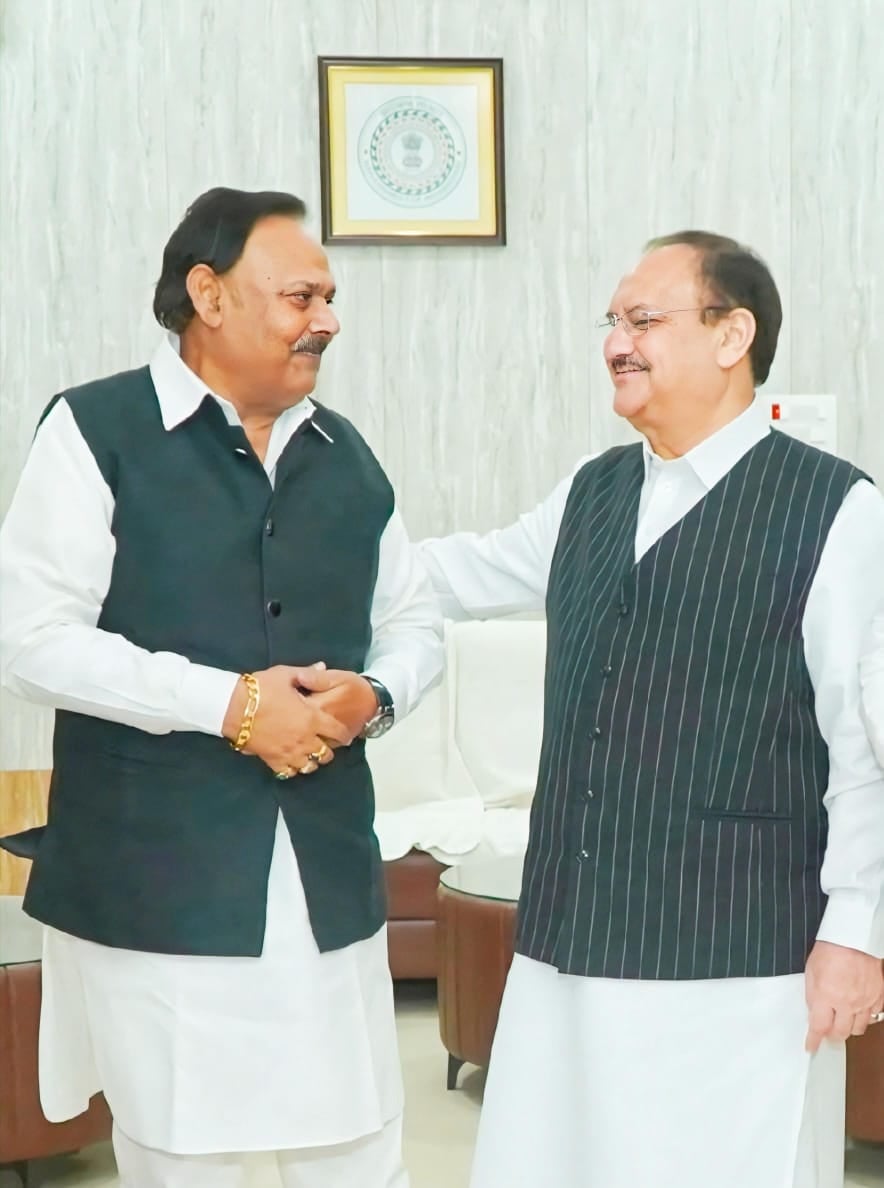 देवघर में पूर्व मंत्री कमलेश सिंह की BJP  के राष्ट्रीय अध्यक्ष से मुलाकात, सोन नदी पुल परियोजना पर हुई अहम बातचीत