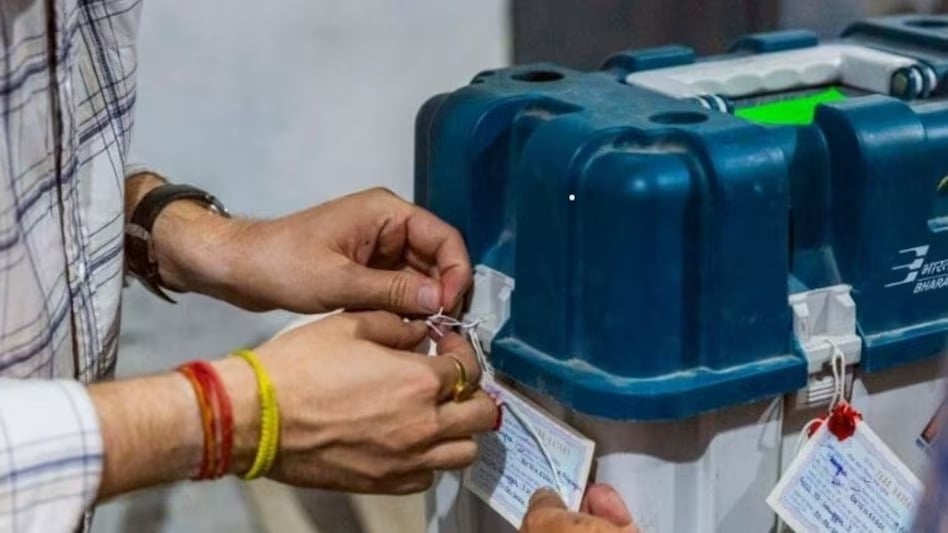 बड़ी खबर : झारखंड नगर निकाय चुनाव में हुआ बड़ा बदलाव, इस बार ईवीएम नहीं, बैलेट पेपर से होगा मतदान