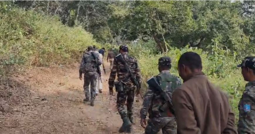 धनबाद में मिला मानव कंकाल,इलाके में मचा हड़कंप,जांच में जुटी पुलिस