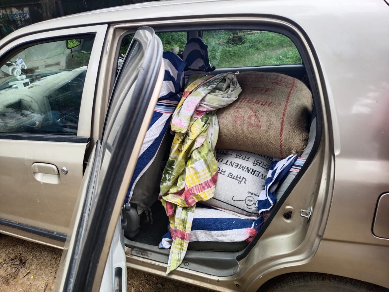 रामगढ़ के मांडू गोदाम में एक बार फिर से अनियमितता आयी सामने, चावल की अवैध कालाबजारी करने का मामला हुआ दर्ज