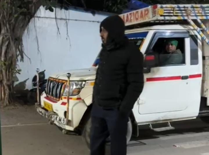 ऐसा क्या हुआ कि रात के अंधेरे अचानक राबड़ी आवास से सामान होने लगा शिफ्ट, पढ़िये