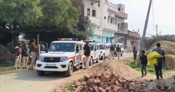 मामूली विवाद में भिड़ गए दो पक्ष फिर जमकर चले लाठी डंडे, पुलिस ने 14 लोगों को किया गिरफ़्तार