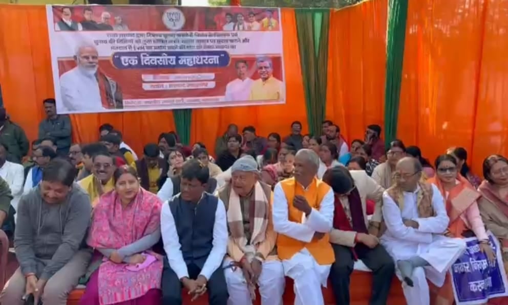 आखिर भाजपा  क्यों कर रही दलीय आधार पर निकाय चुनाव की मांग, क्या है पार्टी की सोच , पढ़िए विस्तार से !