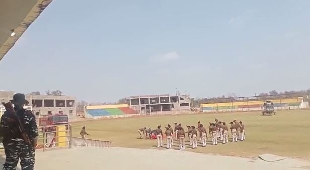 नक्सलियों के खिलाफ रणनीति बनाने आईजी एवी होमकर पहुंचे लोहरदगा,  हो रही है समीक्षा बैठक