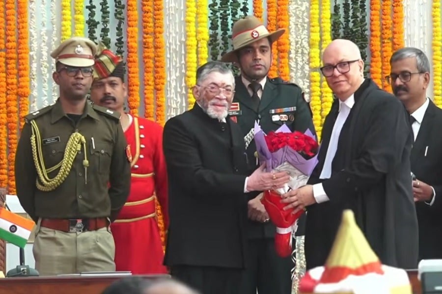 जस्टिस शरदचंद्र सोनक ने झारखंड हाईकोर्ट के मुख्य न्यायाधीश पद की ली शपथ