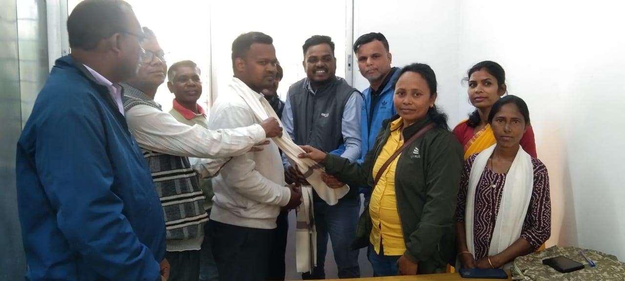 सरायकेला:सात–आठ वर्षों बाद राजनगर को मिला स्वतंत्र आपूर्ति पदाधिकारी,डीलर संघ ने किया स्वागत