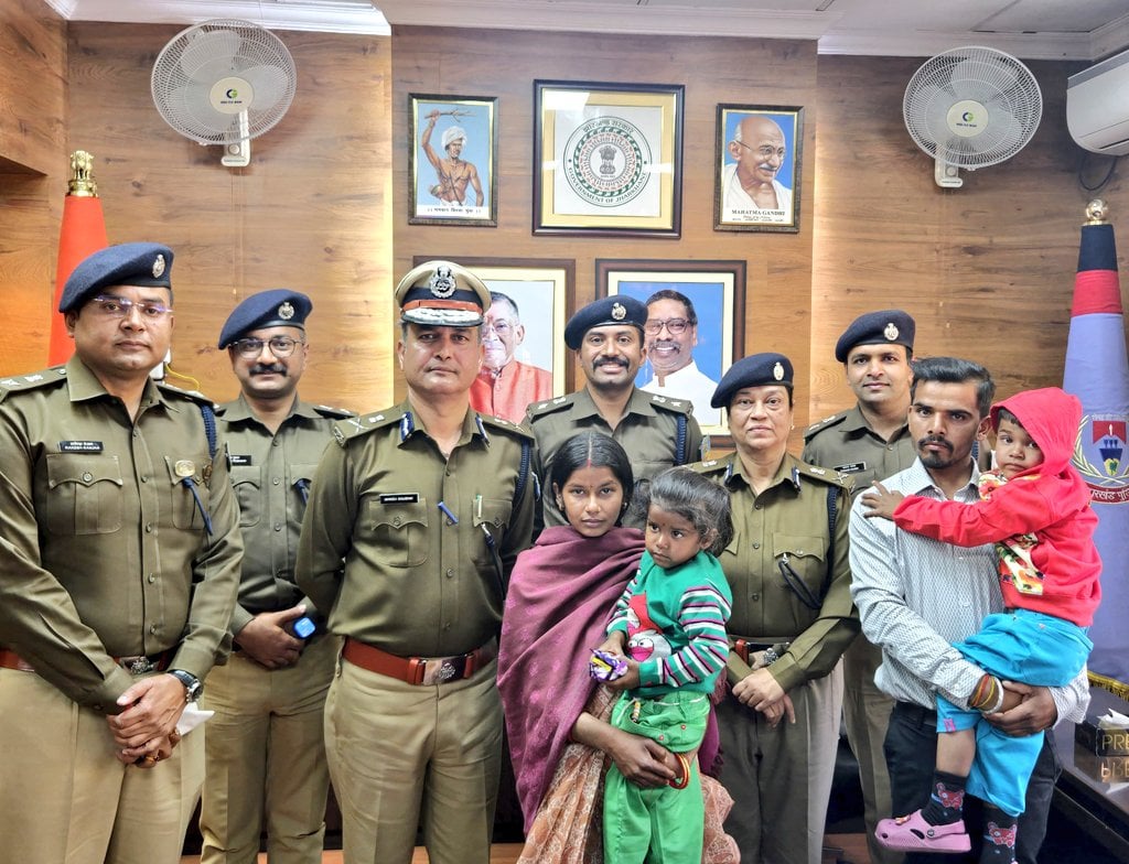 बच्चों को ढूंढने में पुलिस ने कर दी दिन-रात एक! अंश-अंशिका केस में DGP का बड़ा बयान, कहा जल्द कसेगा अंतरराज्यीय गिरोह पर शिकंजा