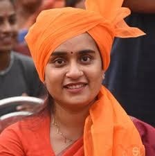 धनबाद में शहर की सरकार: इंदु देवी की चुनाव लड़ने की घोषणा के बाद पूर्व विधायक पूर्णिमा नीरज सिंह कैसे  बनेंगी "किंग मेकर"!!