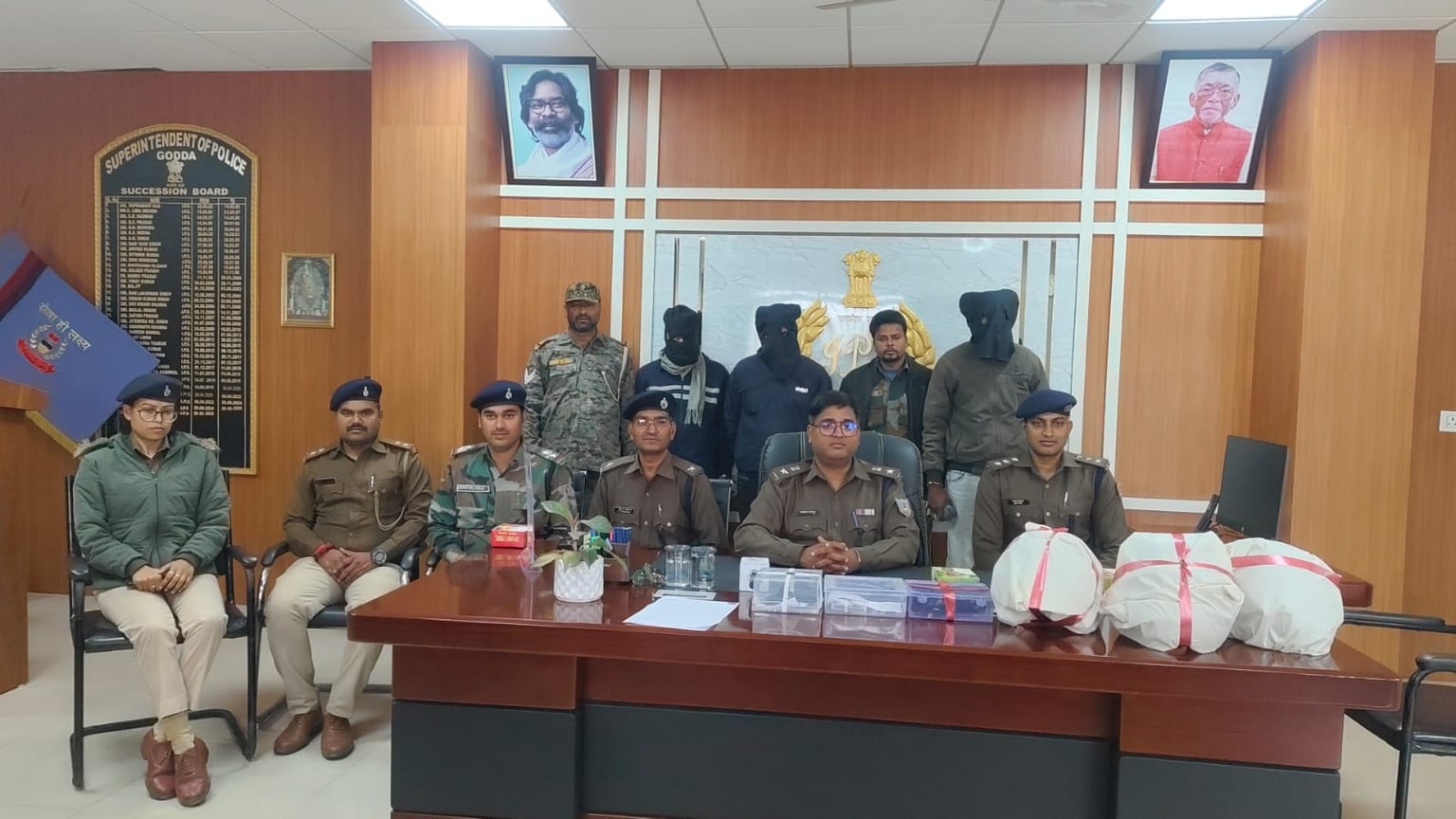 बड़ी खबर: मजिस्ट्रेट ने दो लाख की सुपारी देकर पत्नी की हत्या की रची थी साजिश, पुलिस ने किया खुलासा, तीन गिरफ्तार