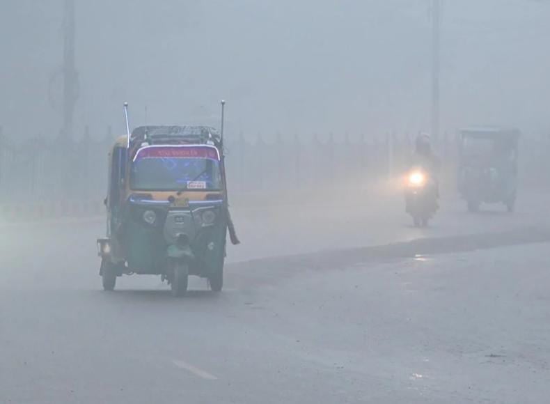 Weather Alert:झारखंड वासियों को ठंड से राहत, बढ़ते तपमान और कड़क धूप से पटरी पर लौटी जिंदगी, पढ़े आज का हाल