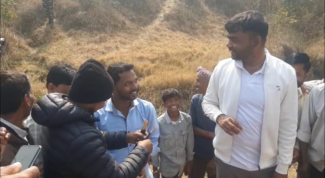 गिरिडीह में किसानों को सिंचाई के लिए मिलेगा पानी, विधायक जयराम महतो ने कुलगो में किया चेक डैम का शिलान्यास