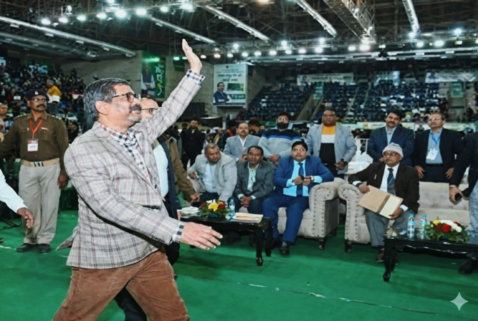 वैश्विक मंच पर झारखंड की गूंज, 10 दिन बाद विदेश दौरे से लौटे मुख्यमंत्री हेमंत सोरेन, राज्य के लिए खुले 11 हजार करोड़ के निवेश के रास्ते