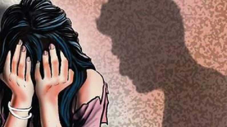 प्यार के नाम पर धोखा: शादी का झांसा देकर किशोरी को बुलाया मंदिर, फिर चार दोस्तों ने मिलकर.....