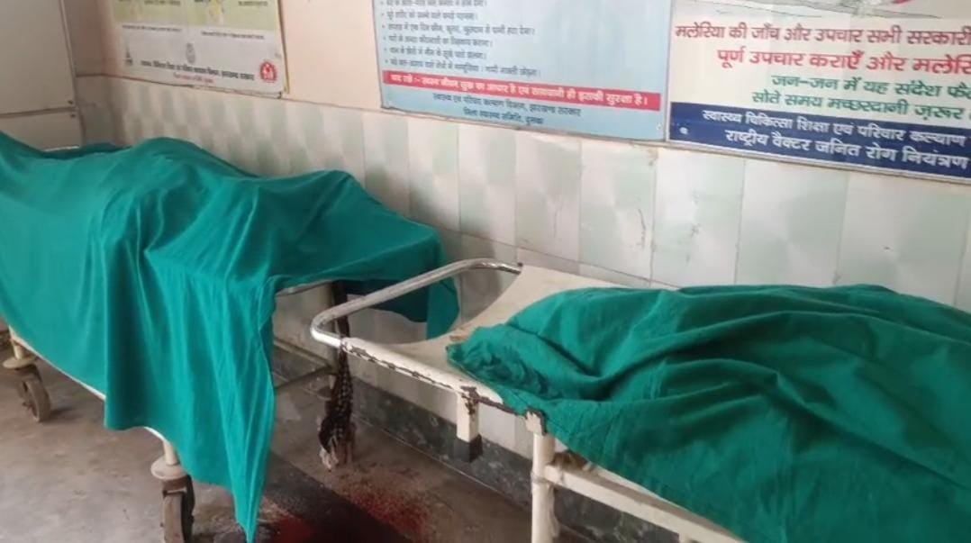 Horrific road accident near Bhurbhuri bridge, two bike riders died। भूरभूरी पुल के पास भीषण सड़क हादसा, बाइक सवार दो युवकों की मौत