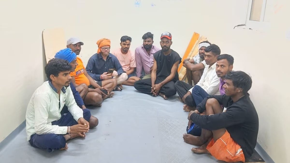 The safe return of 11 Jharkhandi workers stranded in Dubai was made possible by government intervention |दुबई में फंसे 11 झारखंडी श्रमिकों की सुरक्षित वापसी, सरकार के हस्तक्षेप से संभव हुआ घर लौटना