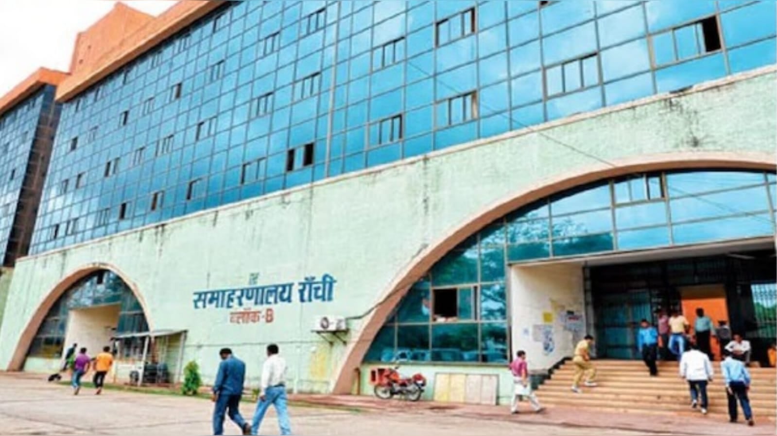 BREAKING: Bomb threat to Ranchi Collectorate, security agencies on alert |BREAKING: रांची समाहरणालय को बम से उड़ाने की धमकी, सुरक्षा एजेंसियां अलर्ट