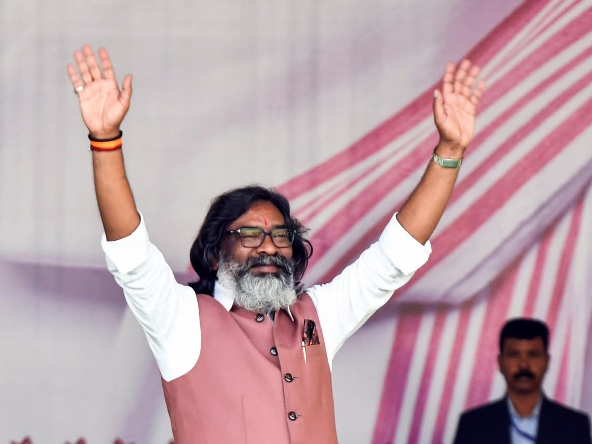 CM Hemant Soren has dual responsibility, elected as the head of Nemar village |CM हेमंत सोरेन को दोहरी जिम्मेदारी, चुने गए नेमर गाँव के प्रधान