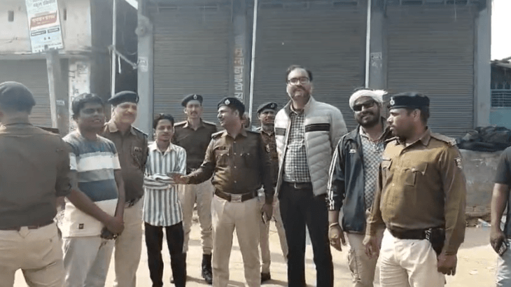 Three injured in a stabbing incident in Pali, Darbhanga; main accused arrested; market closed | दरभंगा के पाली में चाकूबाजी में तीन घायल, मुख्य आरोपी गिरफ्तार,बाजार बंद