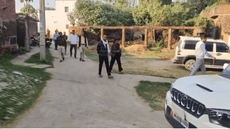 In the Jehanabad case of the death of NEET student Sanvedana, the CBI reached the village and questioned the family members | जहानाबाद में नीट छात्रा संवेदना मौत मामला, CBI ने गांव पहुंचकर परिजनों से की पूछताछ