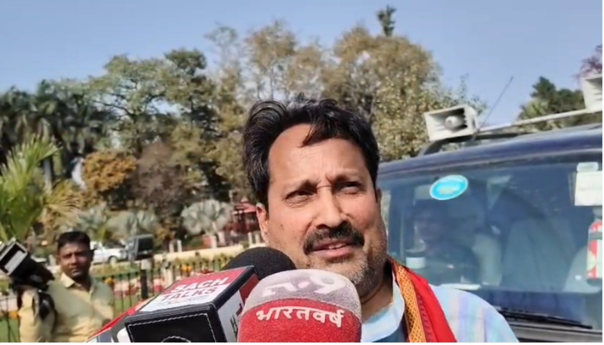 बिहार में लागू शराबबंदी कानून को लेकर सियासत तेज