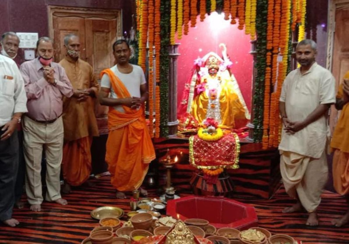 जमशेदपुर का ऐसा चमत्कारिक मंदिर जहां सैकड़ों वर्ष से मां दुर्गा पाषाण रुप में करती है निवास,पढ़ें इसका रोचक इतिहास