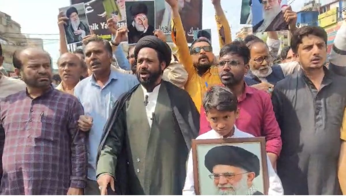 US-IRAN WAR: खामेनई की मौत पर रांची में मातम, लब्बैक या हुसैन, लब्बैक खामेनई से गुंजा शहर