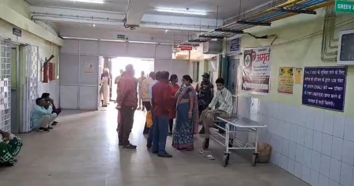 धनबाद के तोपचांची में सड़क निर्माण को लेकर खूनी झड़प, 6 घायल